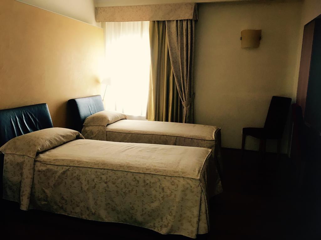 Hotel Dimora Del Barone Romagnano Sesia Exteriér fotografie