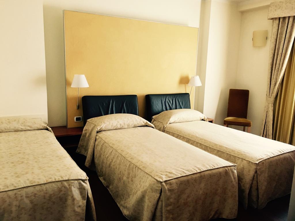 Hotel Dimora Del Barone Romagnano Sesia Exteriér fotografie